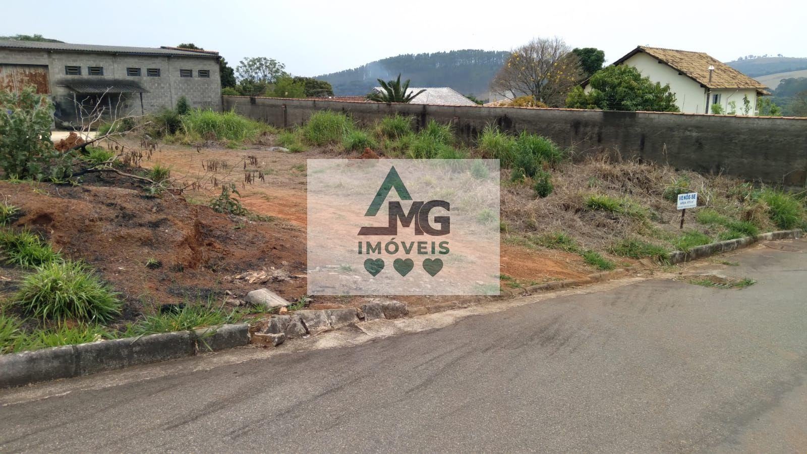 Terreno à venda com 675m² de terreno no Jardim Umuarama, Três Corações (MG) — foto 3 de 5