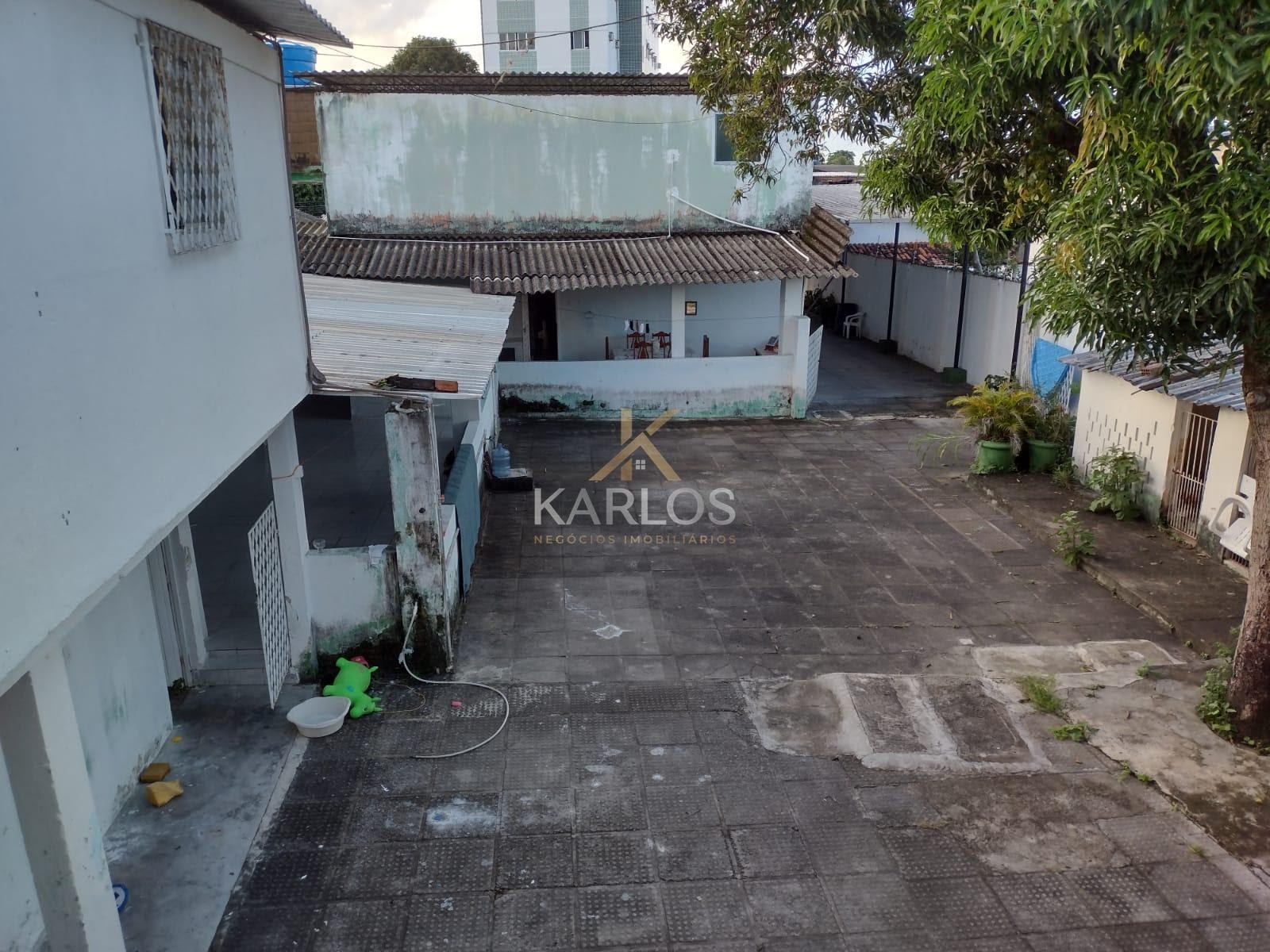 Casa à venda com 10 quartos, 3 suítes, 16 vagas e 600m² no Campo Grande, Recife (PE) — foto 15 de 29