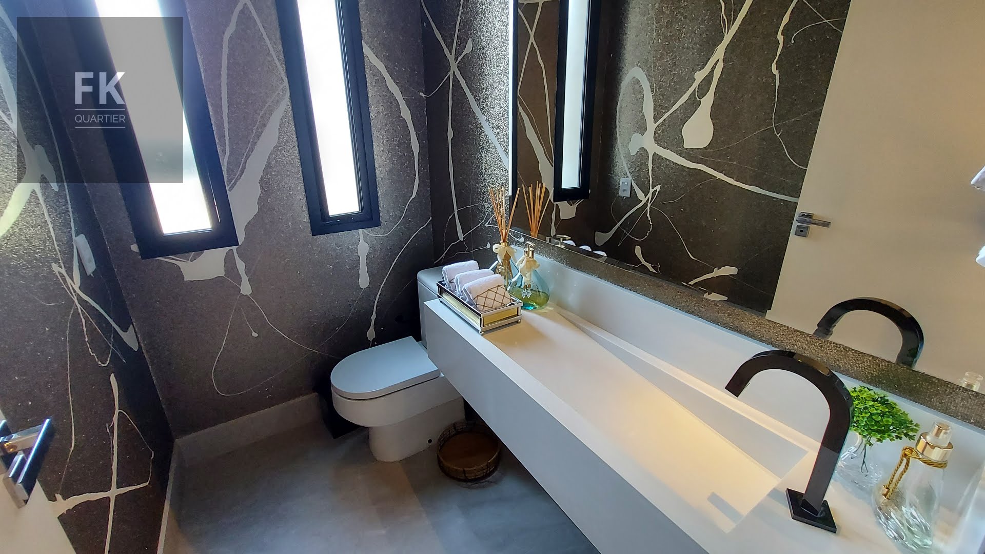 Casa à venda com 4 quartos, 4 suítes, 6 vagas e 462m² no Alphaville Residencial Dois, Barueri (SP) — foto 8 de 30