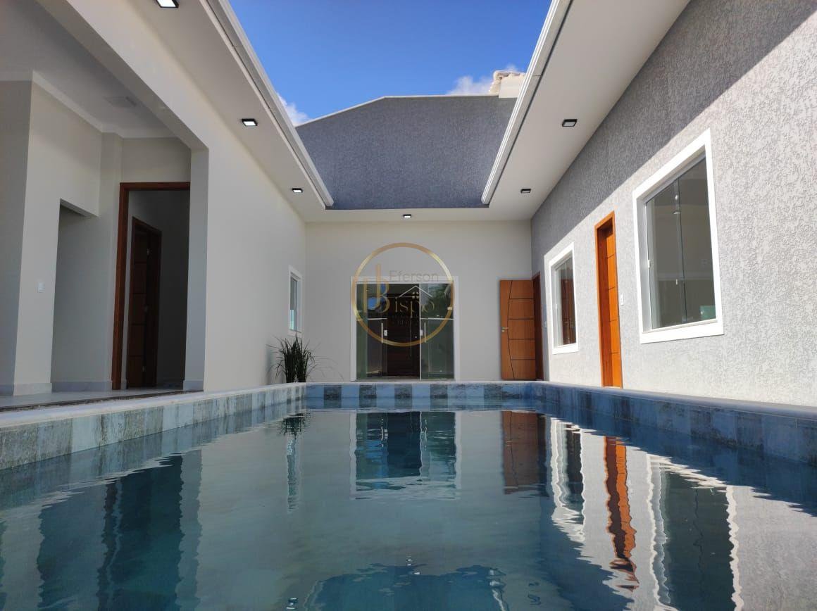 Casa à venda com 3 quartos, 2 banheiros, 2 vagas e 147m² no Orla Norte, Porto Seguro — foto principal