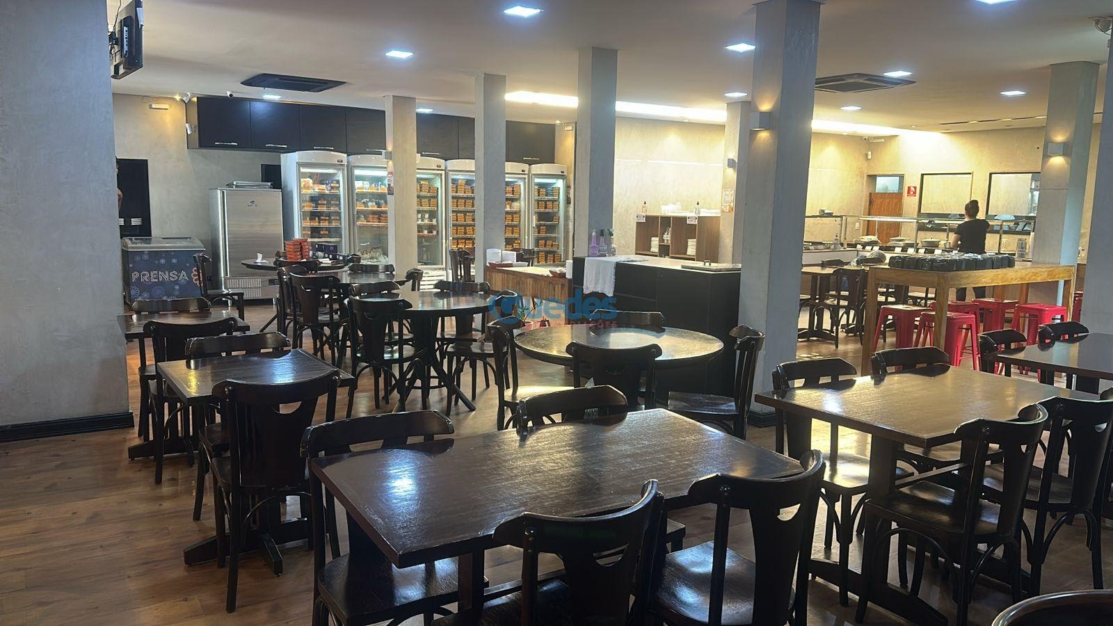 Prédio Inteiro, 300 m² - Foto 1