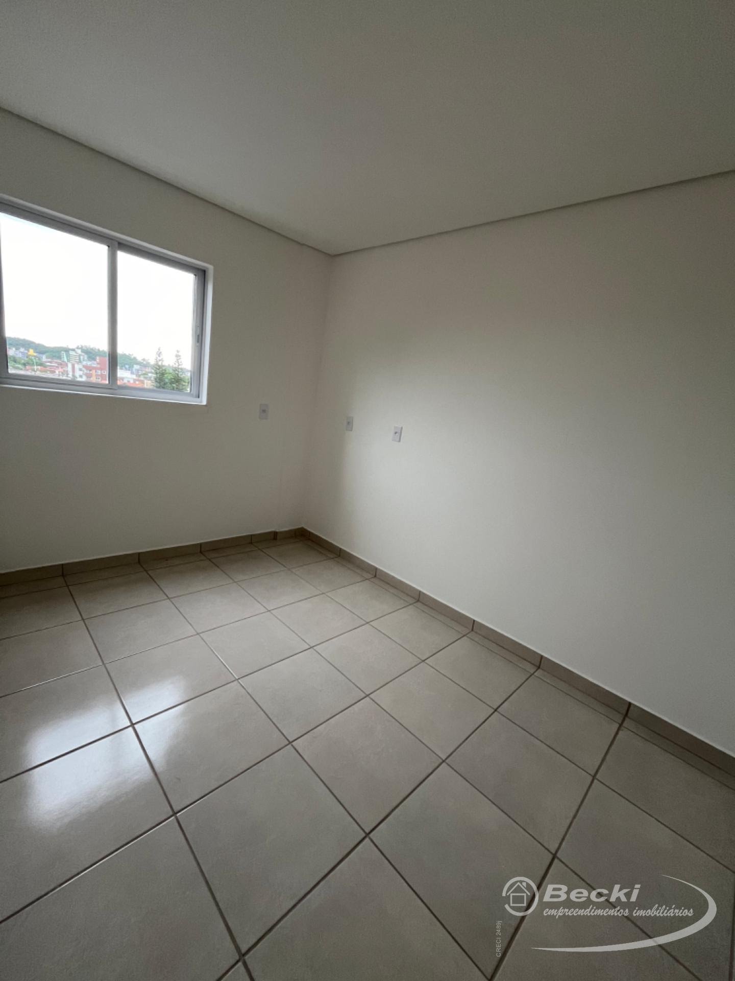 Apartamento à venda com 2 quartos, 1 banheiro, 1 vaga e 61m² no Costa e Silva, Joinville (SC) — foto 11 de 11