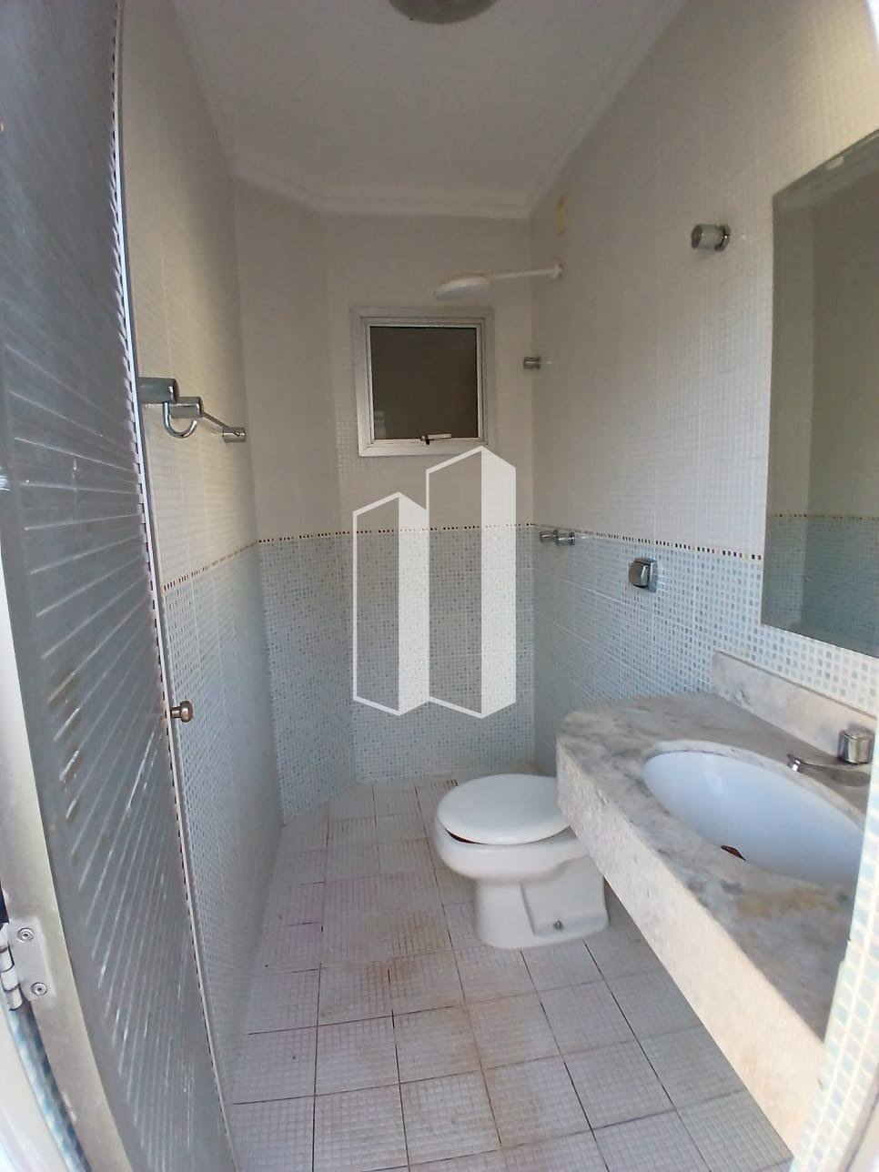 Casa à venda com 4 quartos, 3 suítes, 4 vagas e 263m² no Residencial Granville, Goiânia (GO) — foto 23 de 30