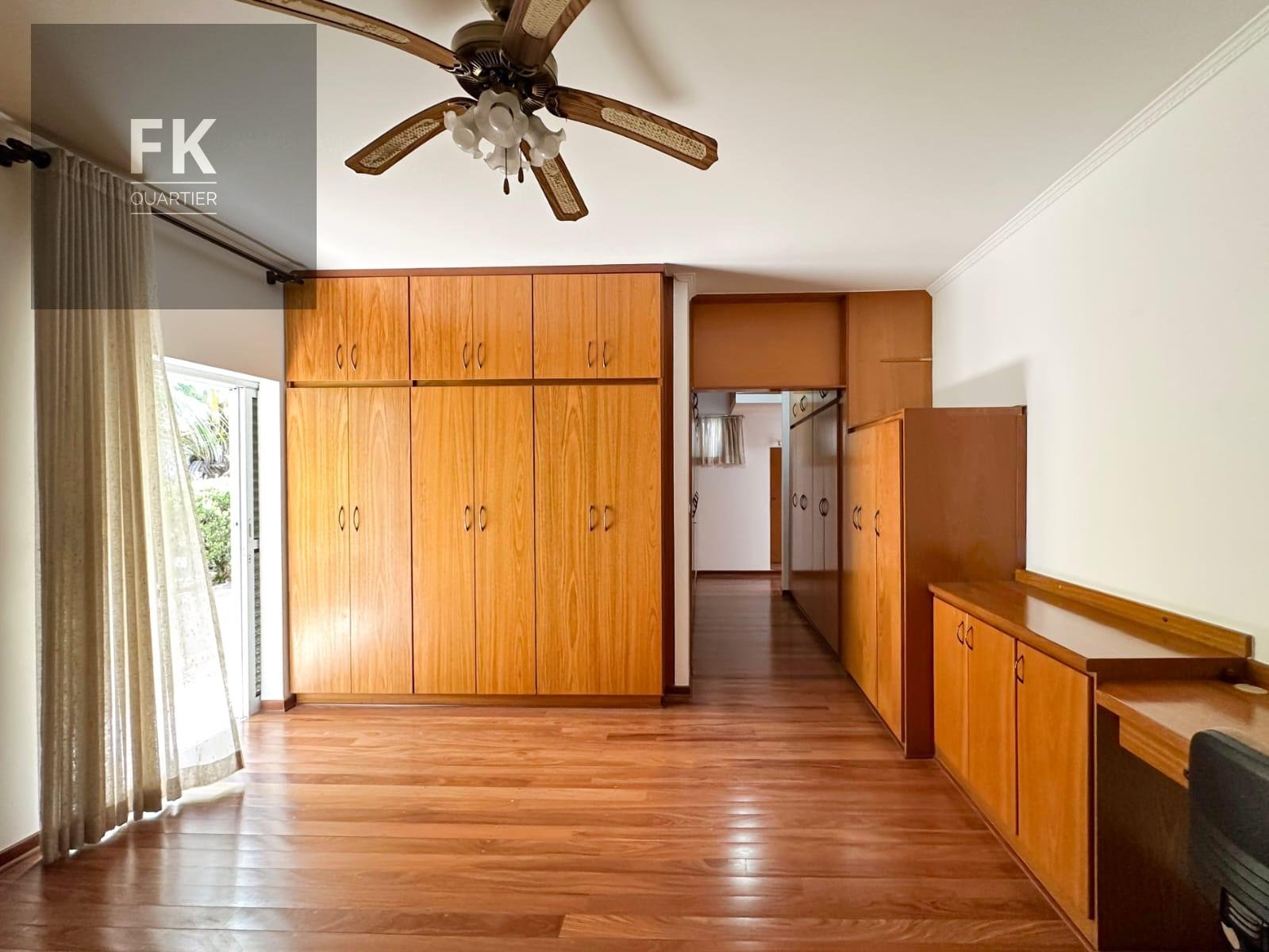 Casa à venda com 4 quartos, 4 suítes, 8 vagas e 1165m² no Alphaville Residencial Um, Barueri (SP) — foto 18 de 30