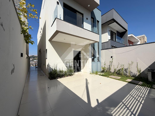 Casa 3 Dormitórios para Locação em Cajamar - Portais