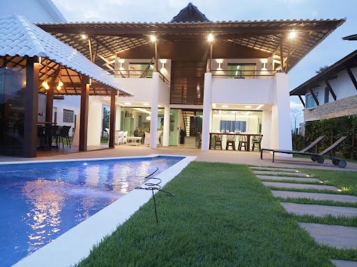 Casa à venda com 5 quartos, 7 banheiros, 4 vagas e 300m² no Muro Alto, Ipojuca — foto principal