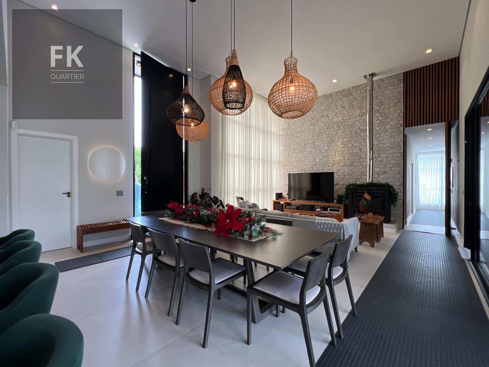Casa à venda com 3 quartos, 3 suítes, 4 vagas e 382m² no Cidade Tamboré, Santana de Parnaíba (SP) — foto 4 de 30