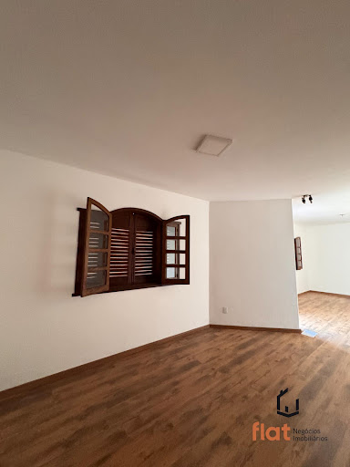 Casa de Alto Padrão no bairro São José, Pará de Minas | 3 Quartos