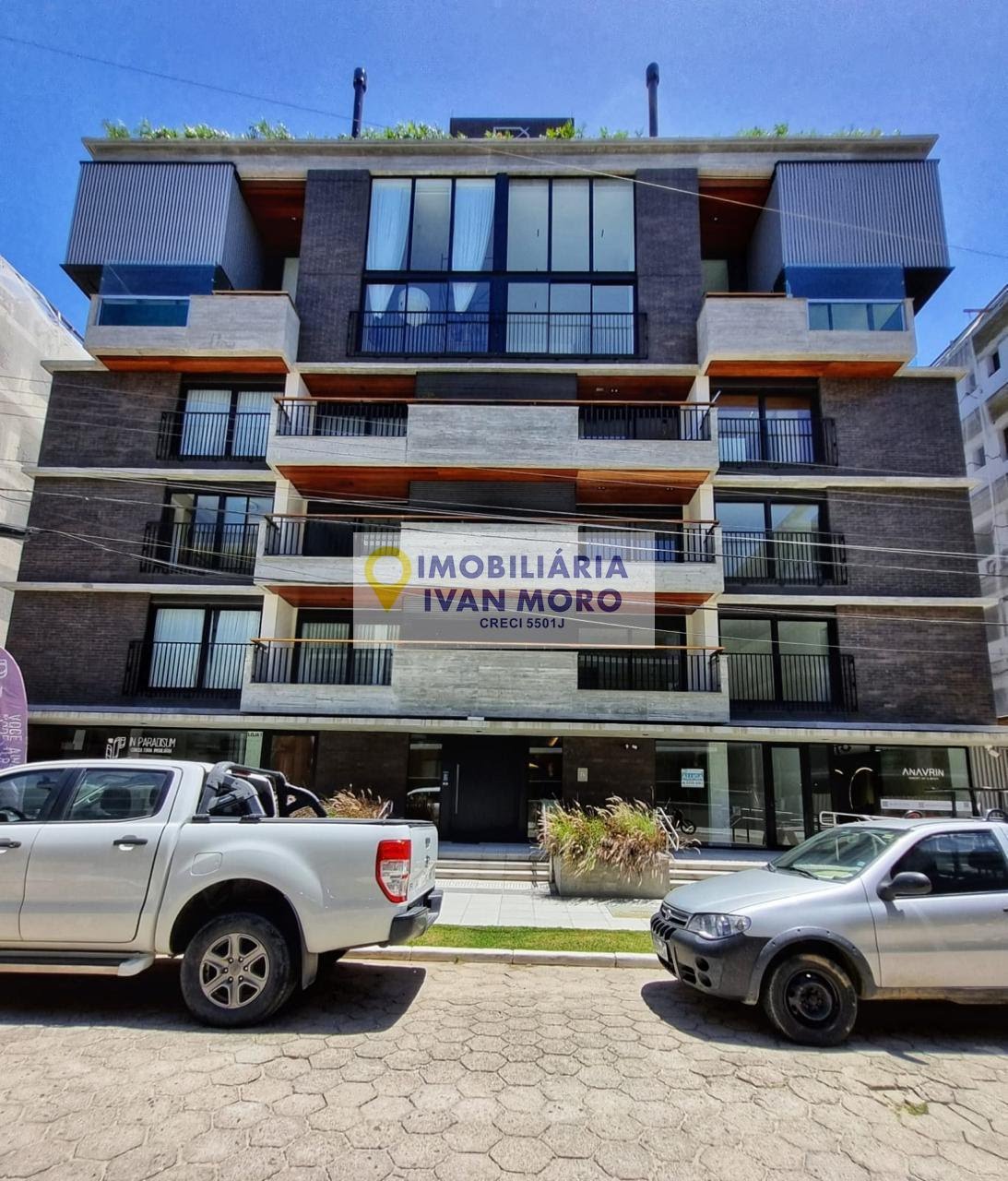 Apartamento à venda com 4 quartos, 3 suítes, 3 vagas e 200m² no Jurerê, Florianópolis (SC) — foto 2 de 21