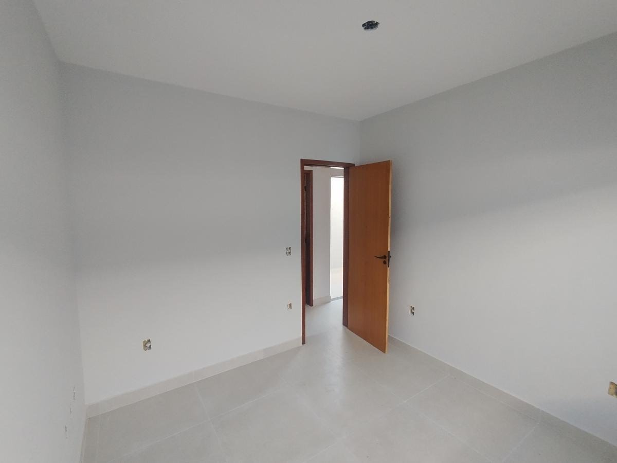 Casa à venda com 3 quartos, 1 suíte, 2 vagas e 120m² no Extensão Serramar, Rio das Ostras (RJ) — foto 8 de 8