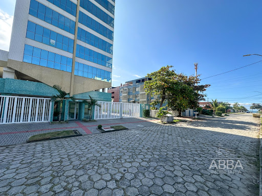 Apartamento Mobiliado com 3 Suítes em Guaratuba
