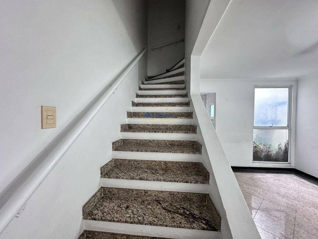 Casa à venda com 3 quartos, 1 suíte, 2 vagas e 132m² no Canto do Forte, Praia Grande (SP) — foto 11 de 27