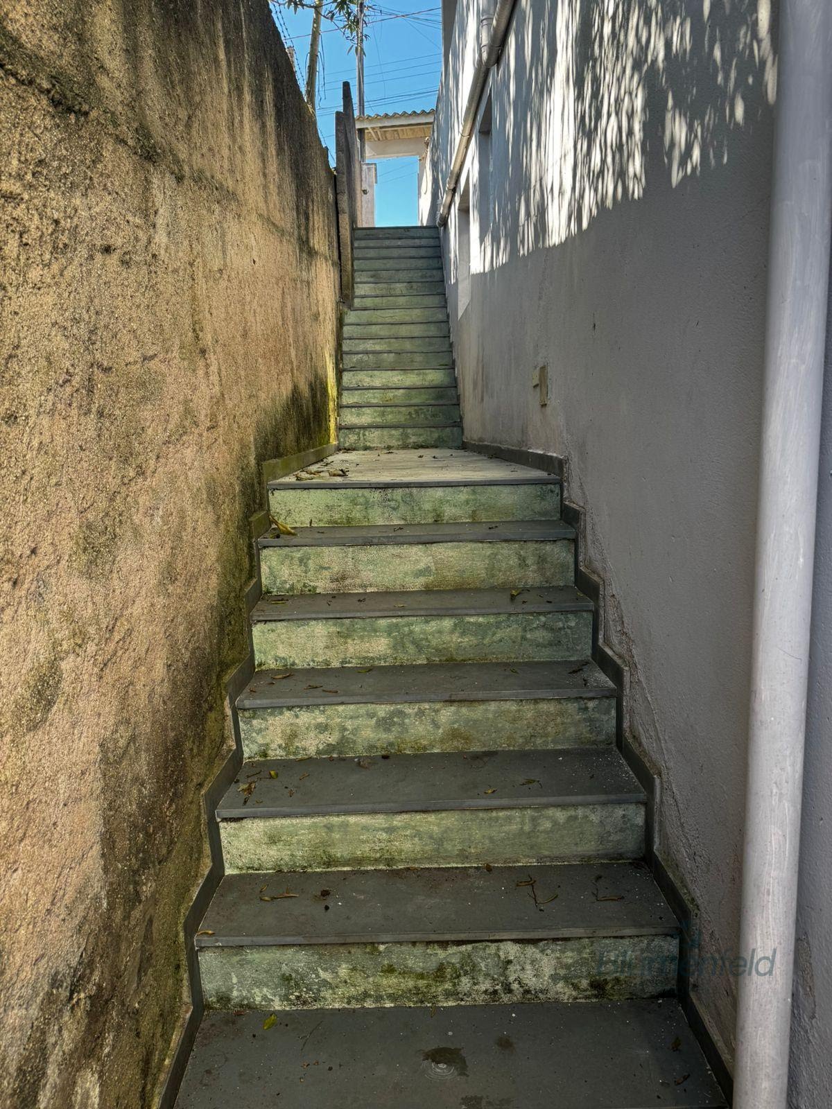 Casa à venda com 6 quartos, 4 banheiros, 3 vagas e 250m² no Jardim Real, Arujá (SP) — foto 23 de 30