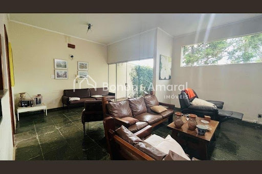 Casa, 4 quartos, 263 m² - Foto 2