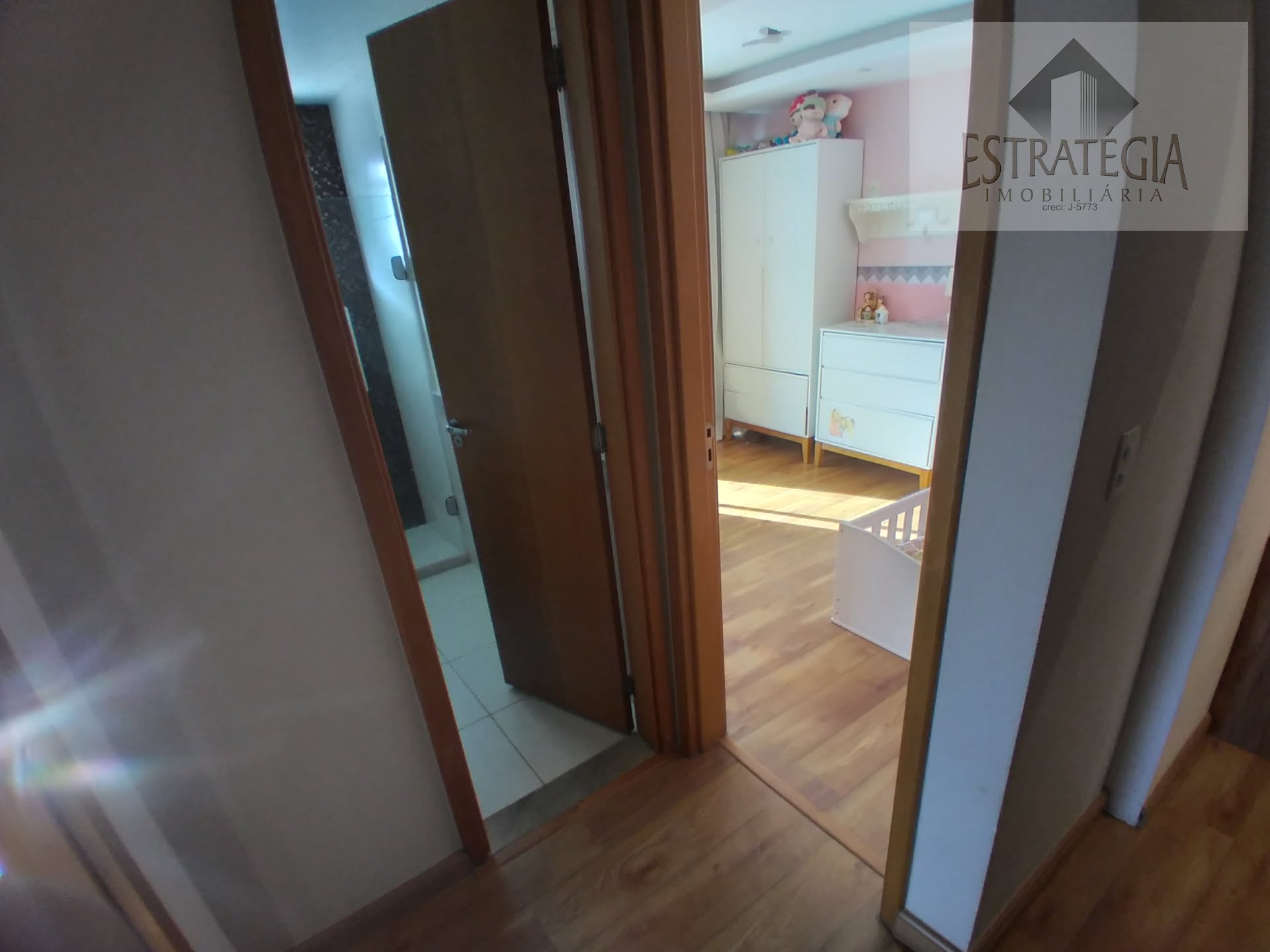 Apartamento à venda com 3 quartos, 1 suíte, 2 vagas e 120m² no Coronel Veiga, Petrópolis (RJ) — foto 18 de 27