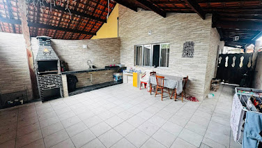 Sítio do Campo - Casa 3 dorm, 2 vagas c/Edícula por 580 mil à vista