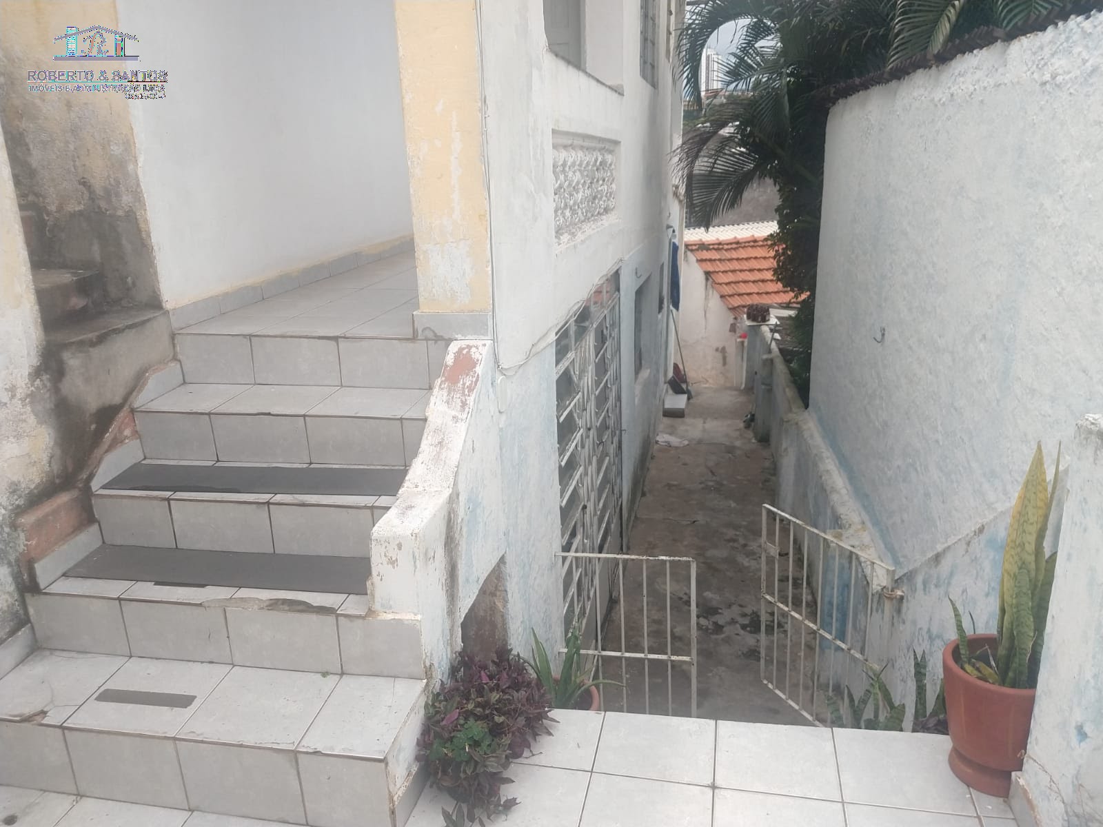 Entrada de Baixo