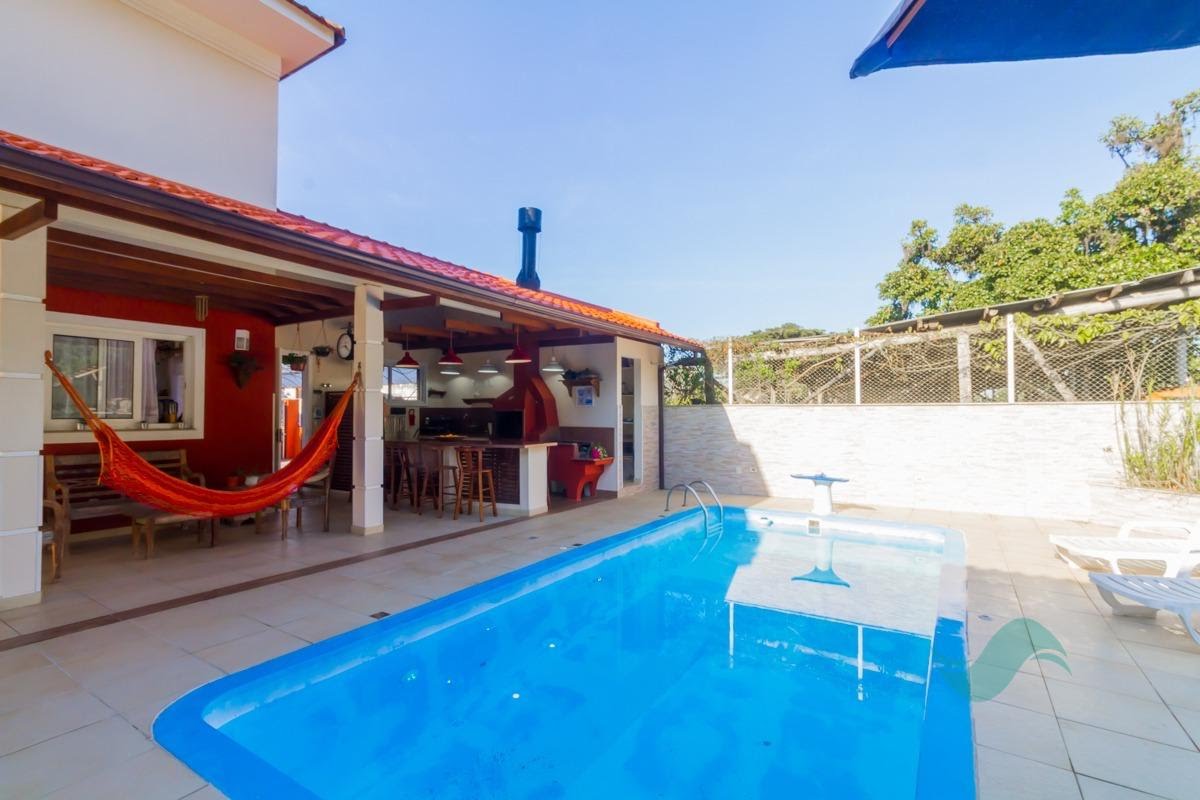 Casa à venda com 4 quartos, 1 suíte, 2 vagas e 630m² no Sambaqui, Florianópolis (SC) — foto 29 de 30