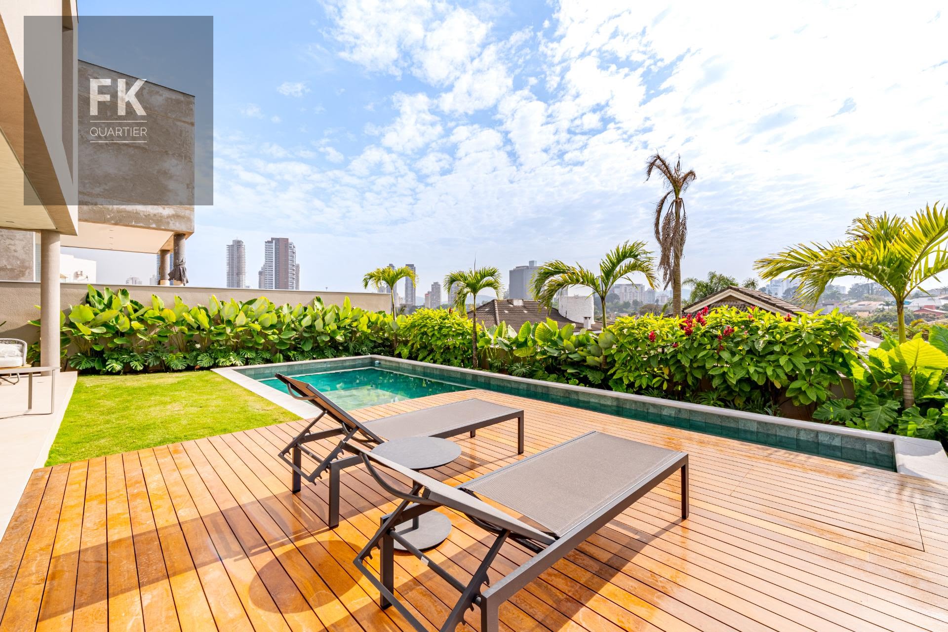Casa à venda com 4 quartos, 4 suítes, 3 vagas e 535m² no Alphaville Residencial Dois, Barueri (SP) — foto 23 de 30