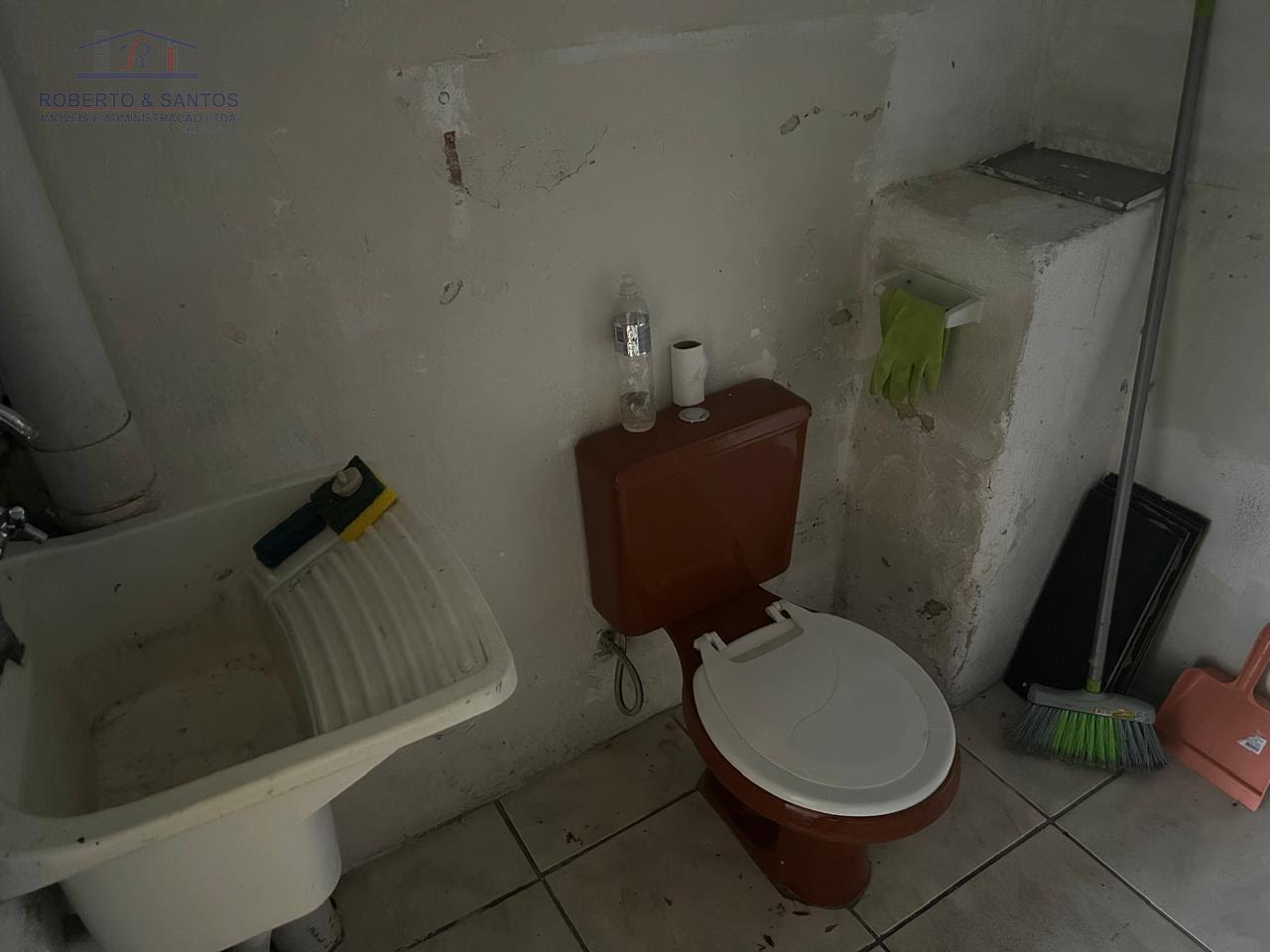 Banheiro no salão de 35 m2