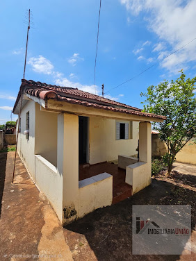 Casa em Jardim Brasília  -  Santa Cruz do Rio Pardo