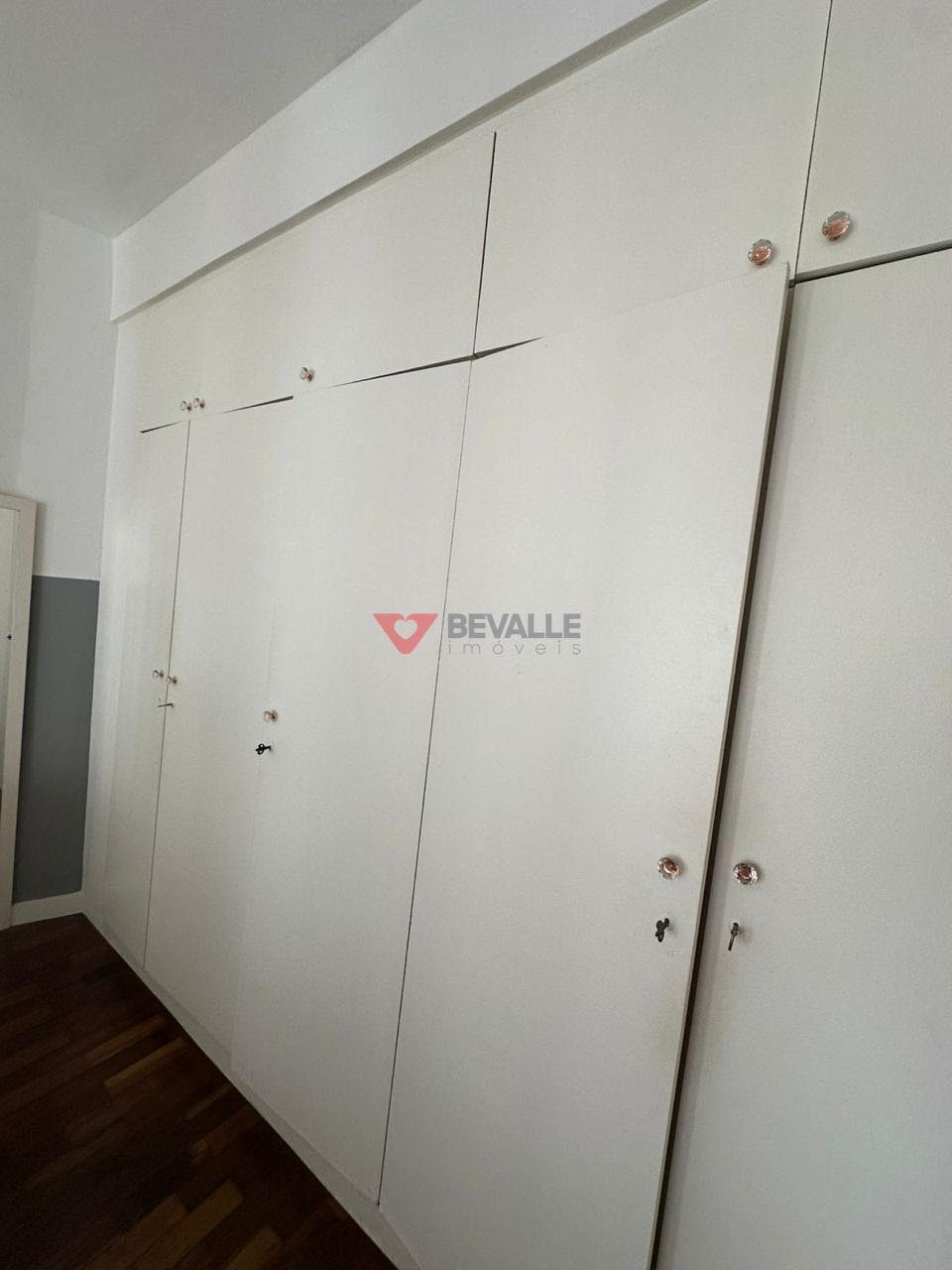 Apartamento à venda com 2 quartos, 2 banheiros, 1 vaga e 90m² no Leblon, Rio de Janeiro (RJ) — foto 7 de 23