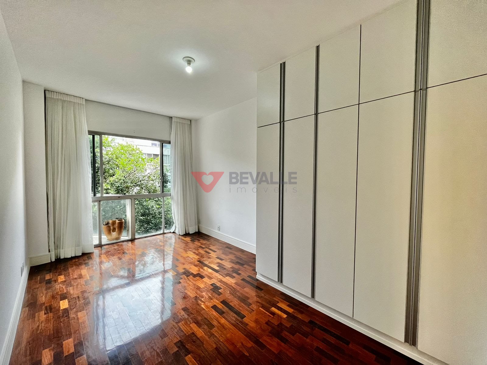 Apartamento à venda com 3 quartos, 1 suíte, 2 vagas e 150m² no Ipanema, Rio de Janeiro (RJ) — foto 21 de 26