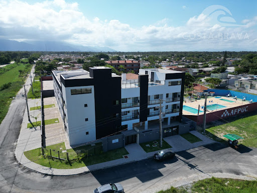 Albatroz Beach: Bem Localizado, Próximo à Praia, Mercados