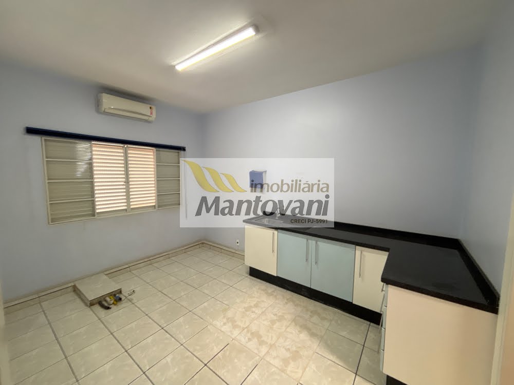 Comercial para alugar com 2 banheiros e 144m² no Centro, Tatuí (SP) — foto 11 de 16