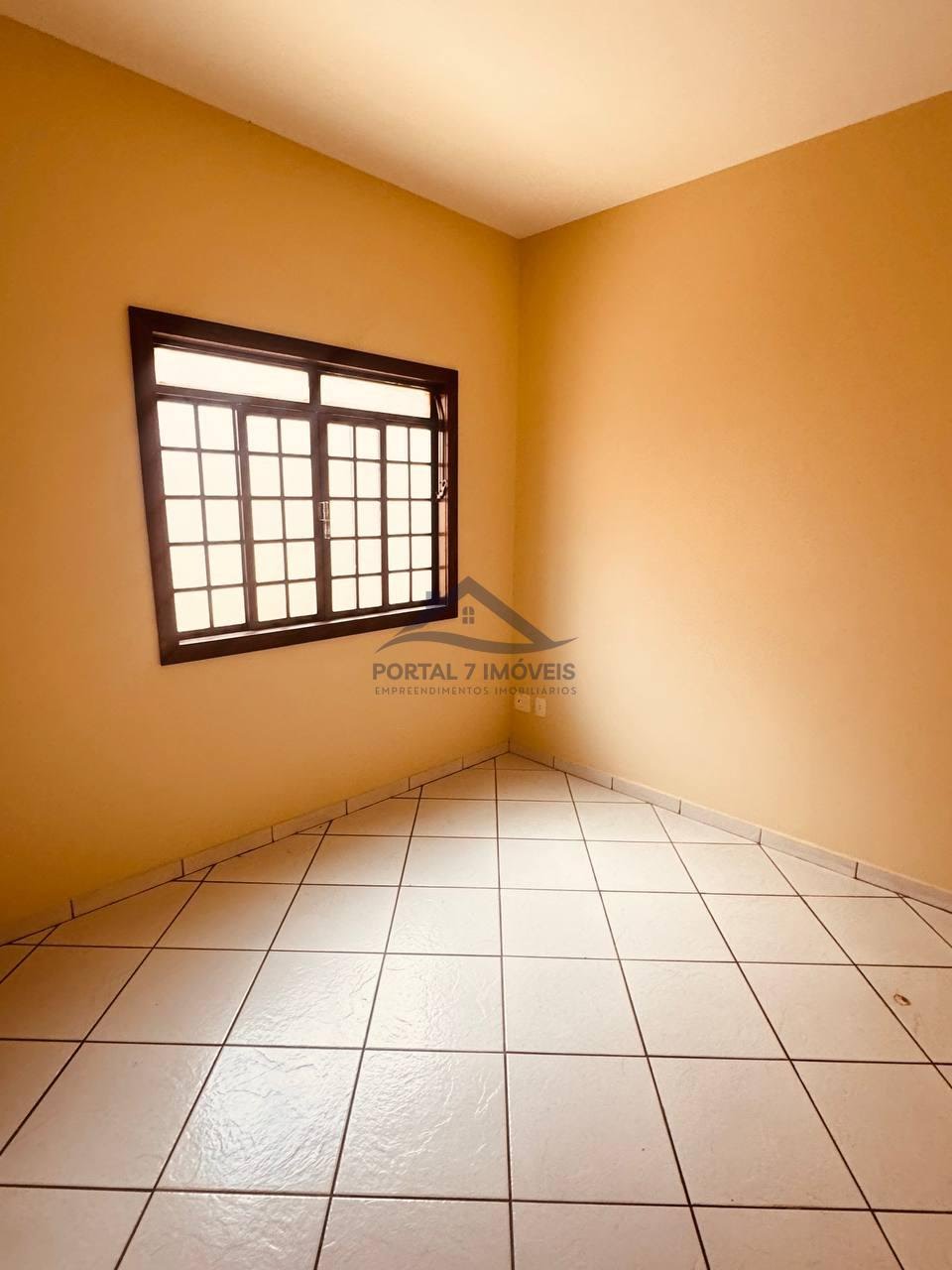 Casa para alugar com 2 quartos, 1 banheiro e 2 vagas no Olinto Alvin, Sete Lagoas (MG) — foto 7 de 12