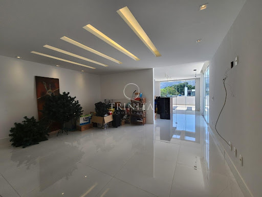 Sala - Parque das Palmeiras - Trinità
