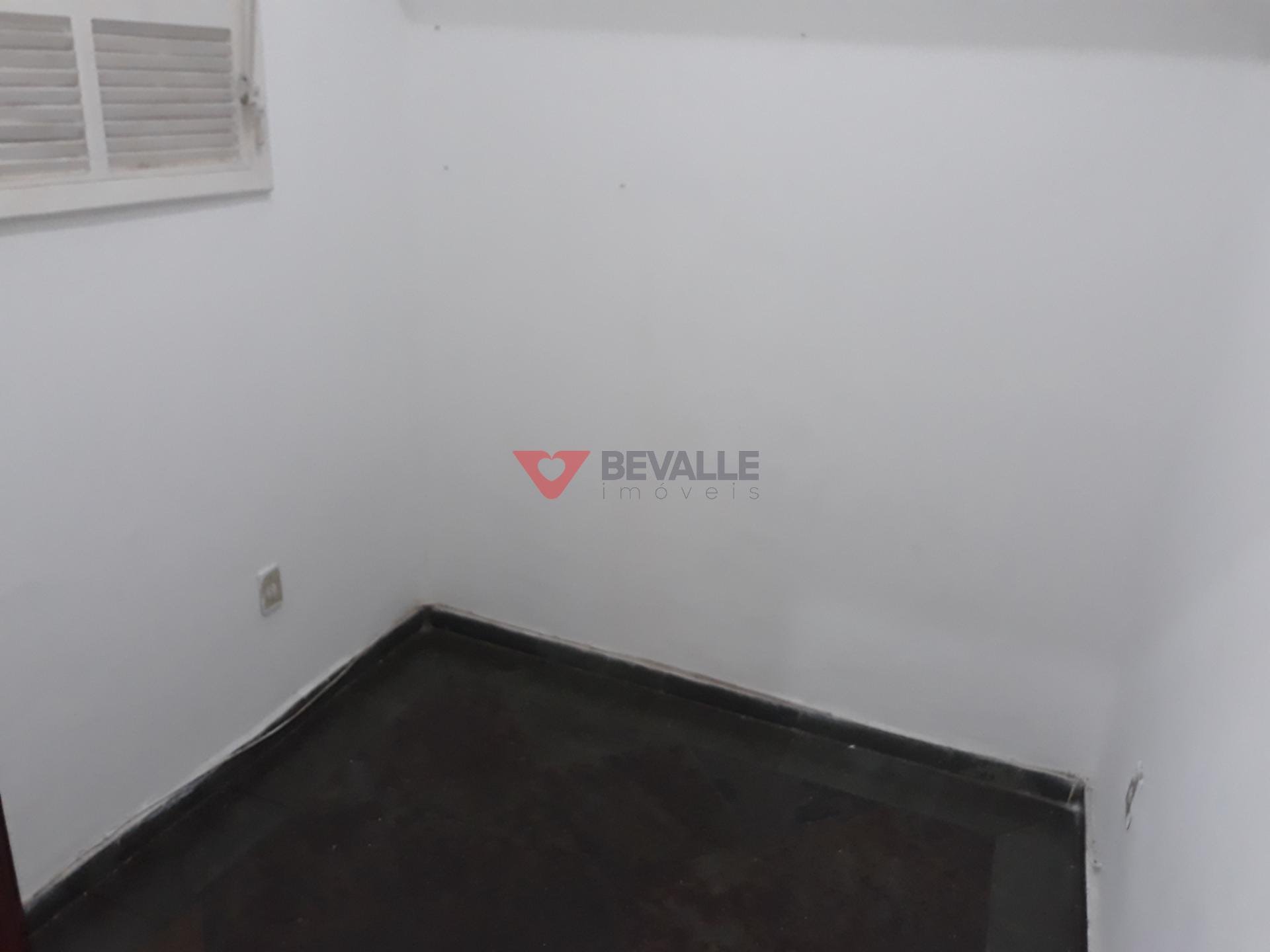 Apartamento à venda com 3 quartos, 2 banheiros e 148m² no Copacabana, Rio de Janeiro (RJ) — foto 29 de 30