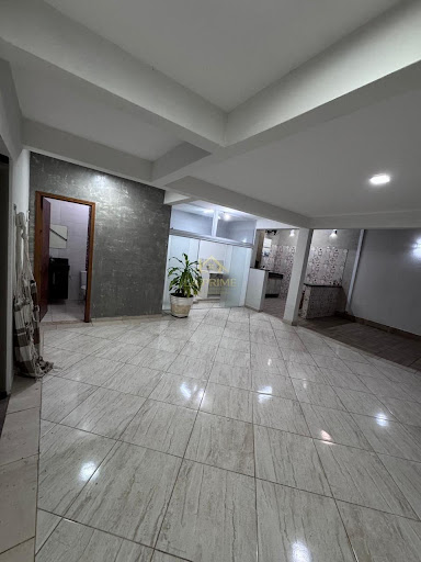Casa térrea com quintal e área gourmet no andar inferior- Condomínio em Parque São Bento - Sorocaba, SP - 141 m2 - 3 dormitórios- 3 banheiros e 2 vagas