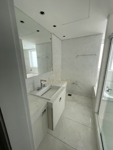 banheirosuitemaster-peninsulafontvieille-trinitaimoveis