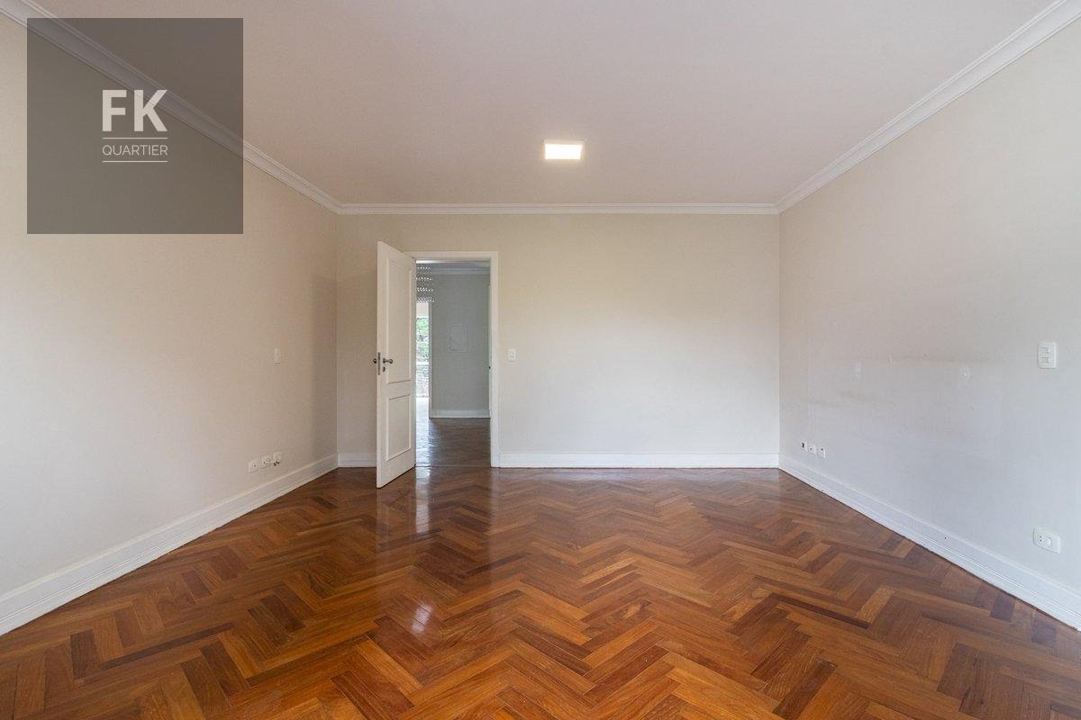 Casa à venda com 4 quartos, 2 suítes, 6 vagas e 430m² no Residencial Morada dos Lagos, Barueri (SP) — foto 26 de 30