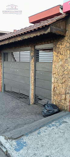 fachada outro ângulo 