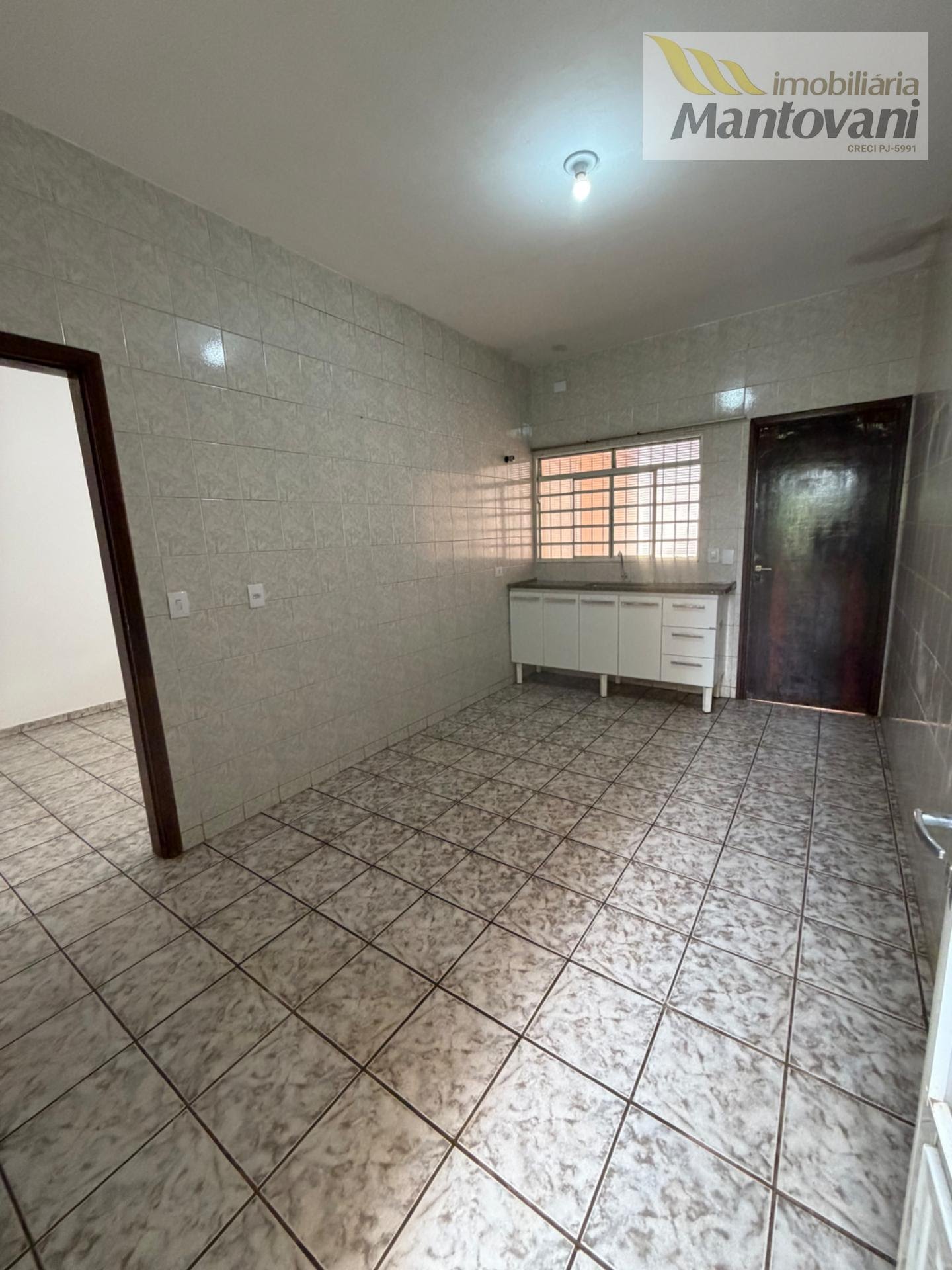 Casa à venda com 3 quartos, 1 suíte, 1 vaga e 150m² no Jardim Aeroporto, Tatuí (SP) — foto 4 de 13