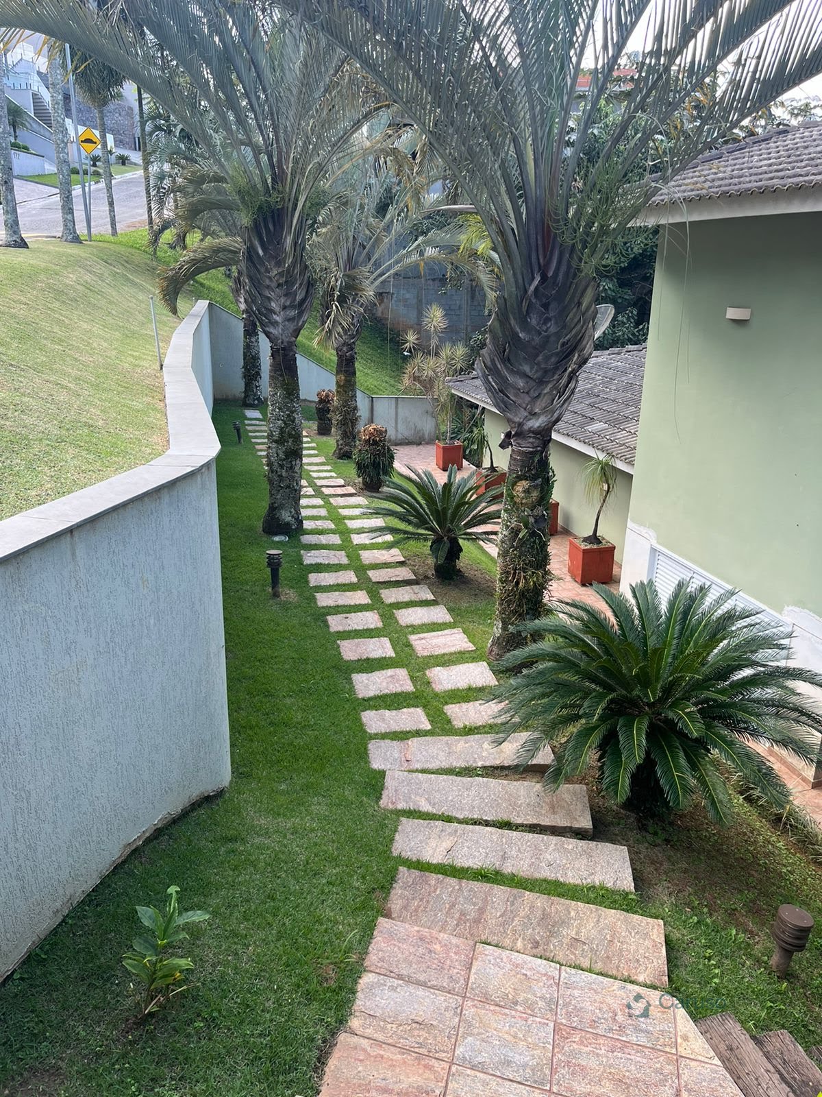 Casa à venda com 5 suítes, 3 vagas e 500m² no Arujá Hills III, Arujá (SP) — foto 3 de 30