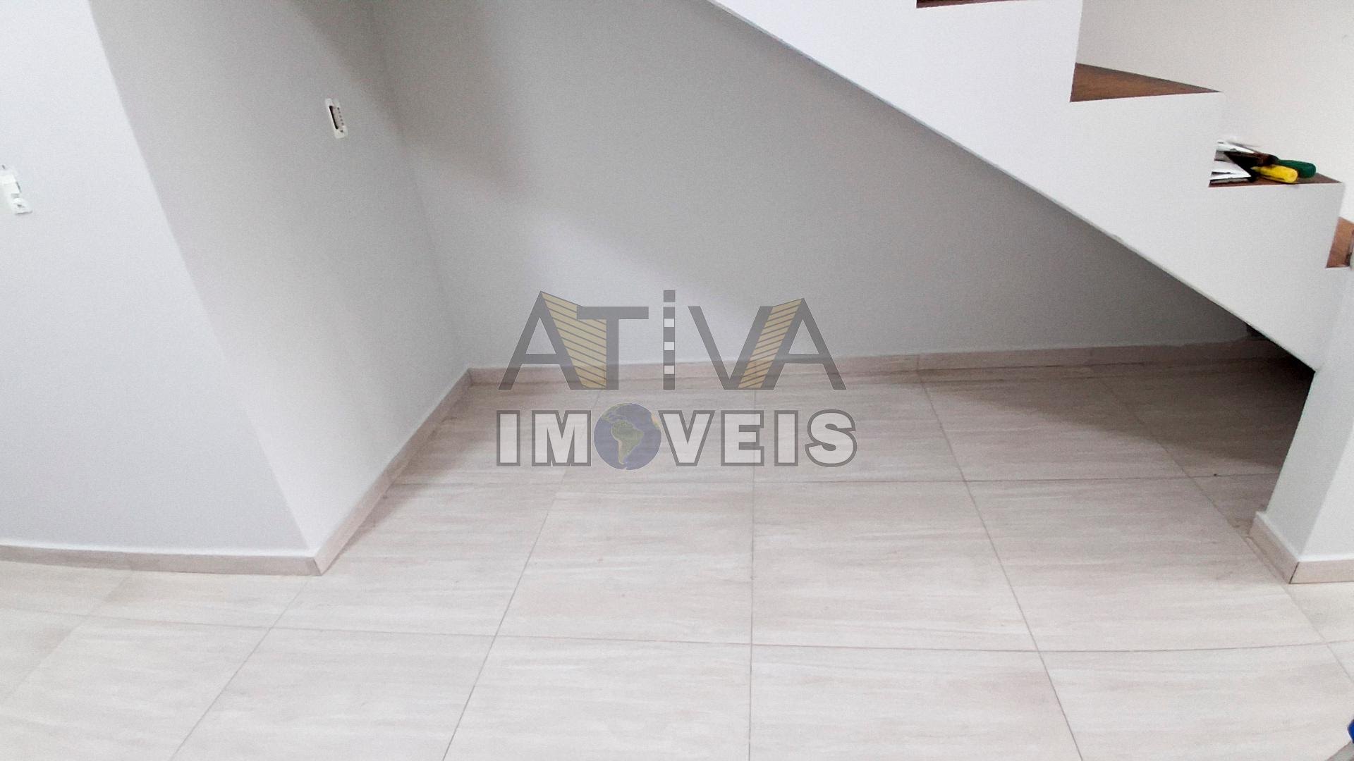 Espaço em baixo escada