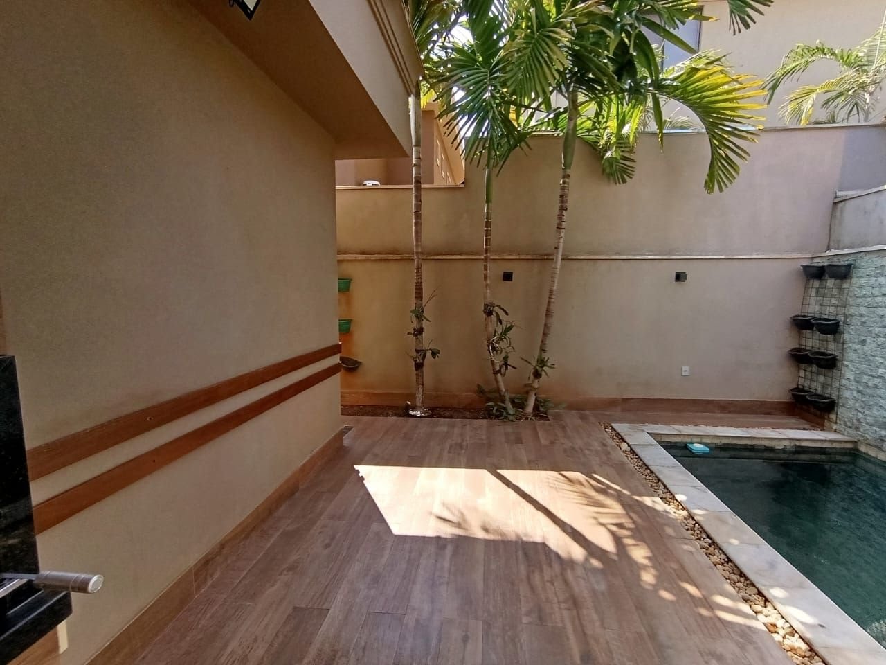 Casa à venda com 3 quartos, 3 suítes, 4 vagas e 160m² no Condomínio Guaporé, Ribeirão Preto (SP) — foto 16 de 30