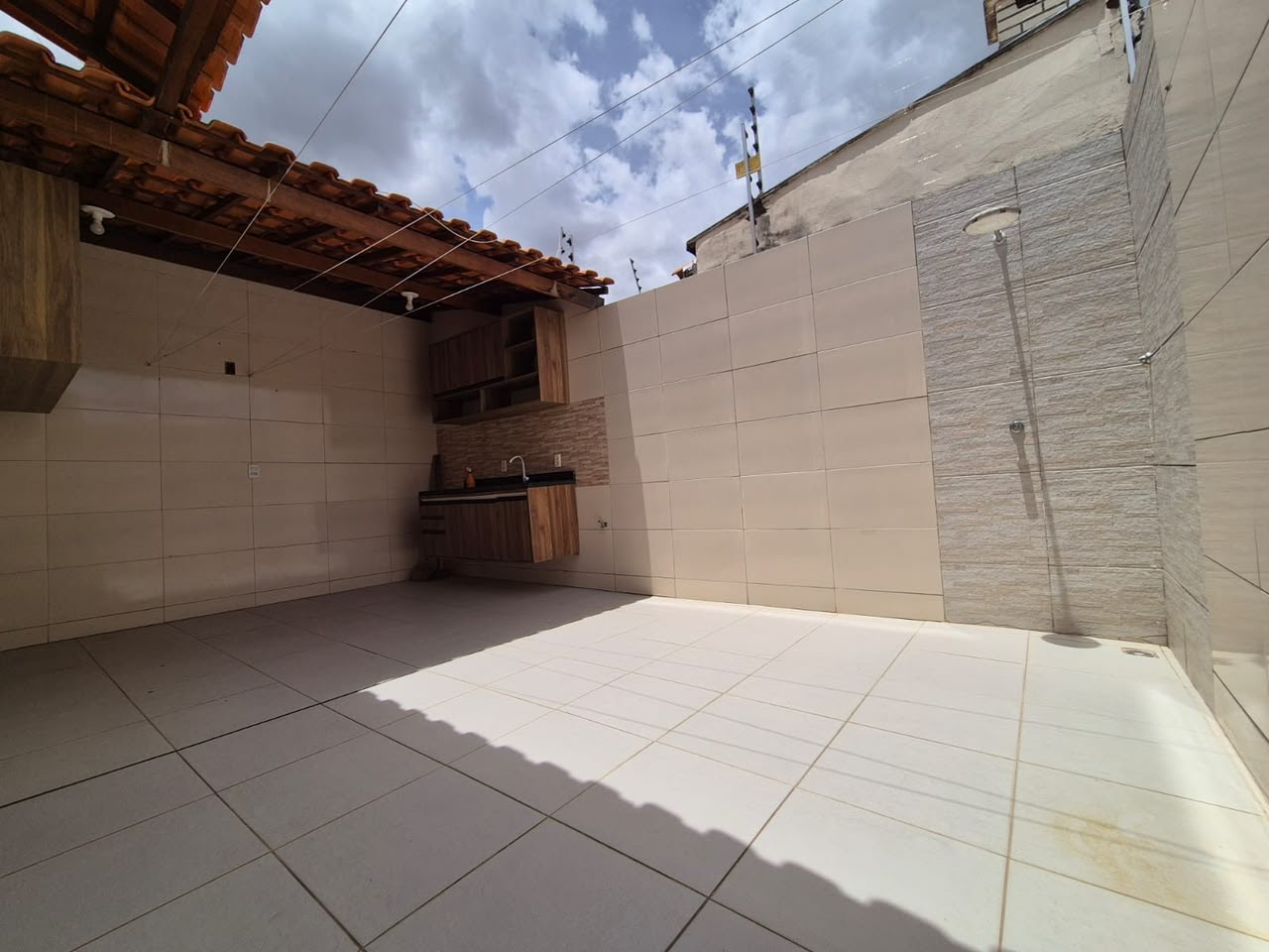 Casa à venda com 2 quartos, 1 suíte, 1 vaga e 81m² no Mangabeira, Feira de Santana (BA) — foto 25 de 28