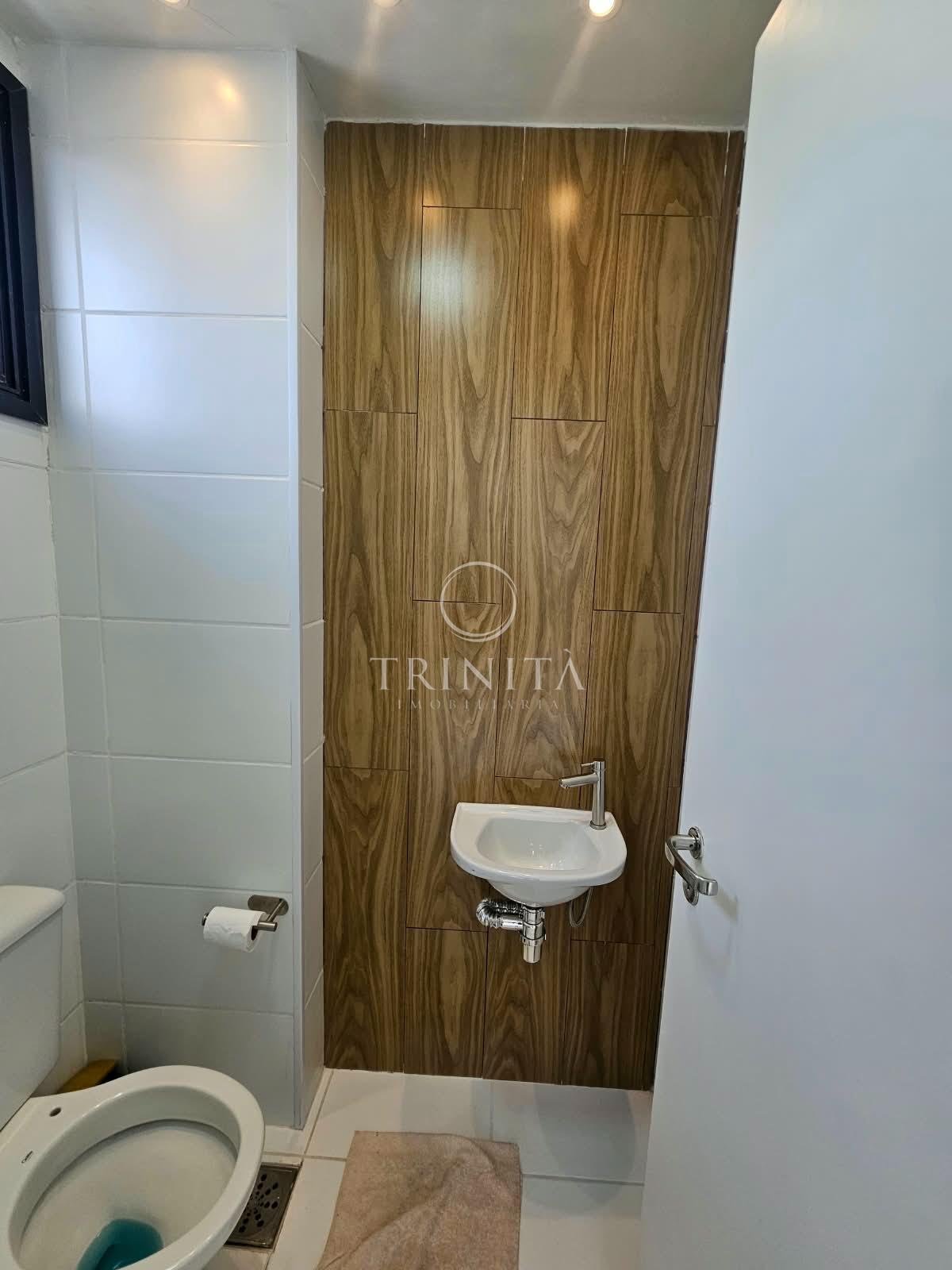 banheiro-trinitaimobiliaria-insightofficestaquara