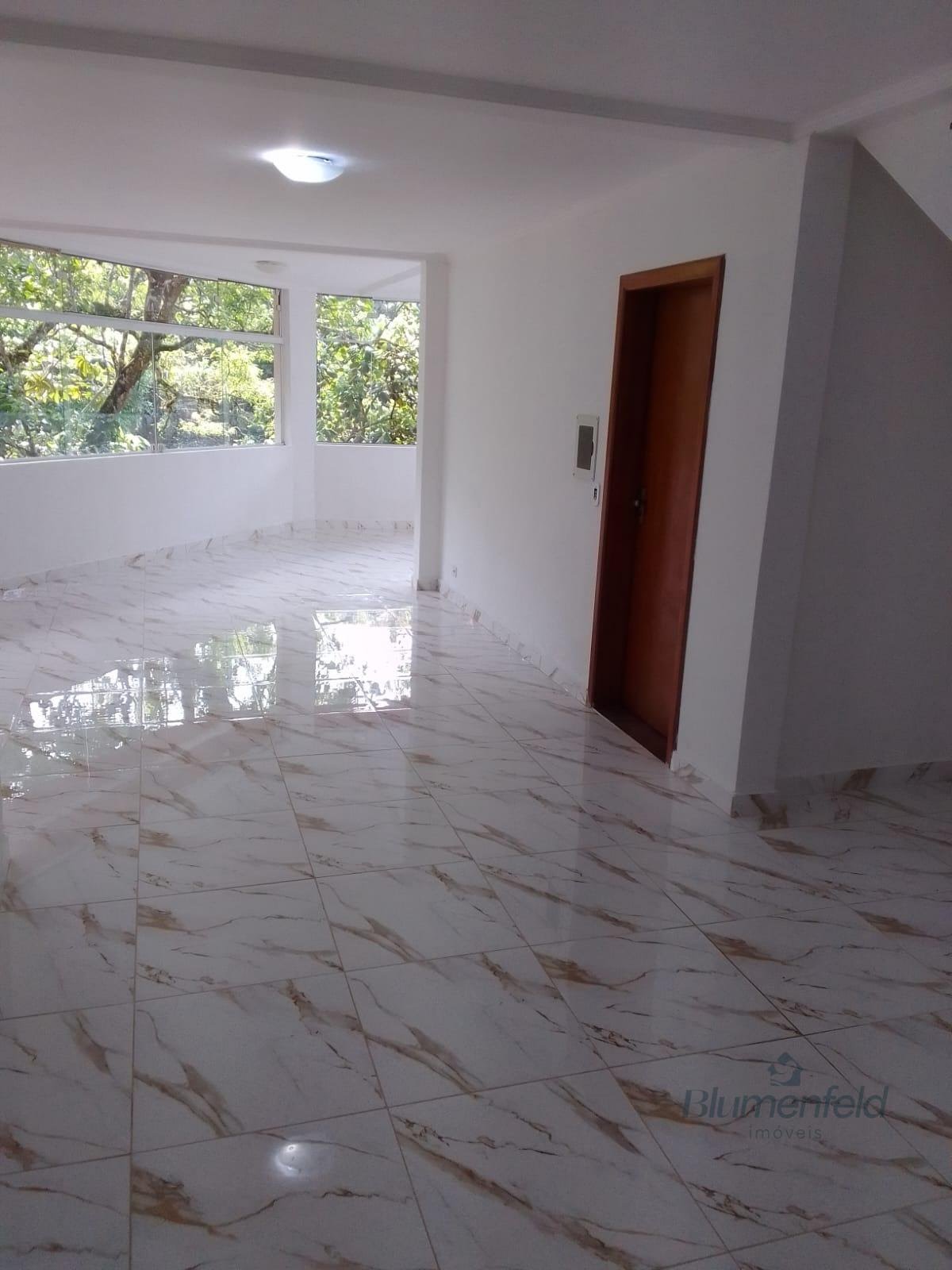 Casa à venda com 3 quartos, 3 suítes, 4 vagas e 330m² no Condomínio Country Club, Arujá (SP) — foto 15 de 30