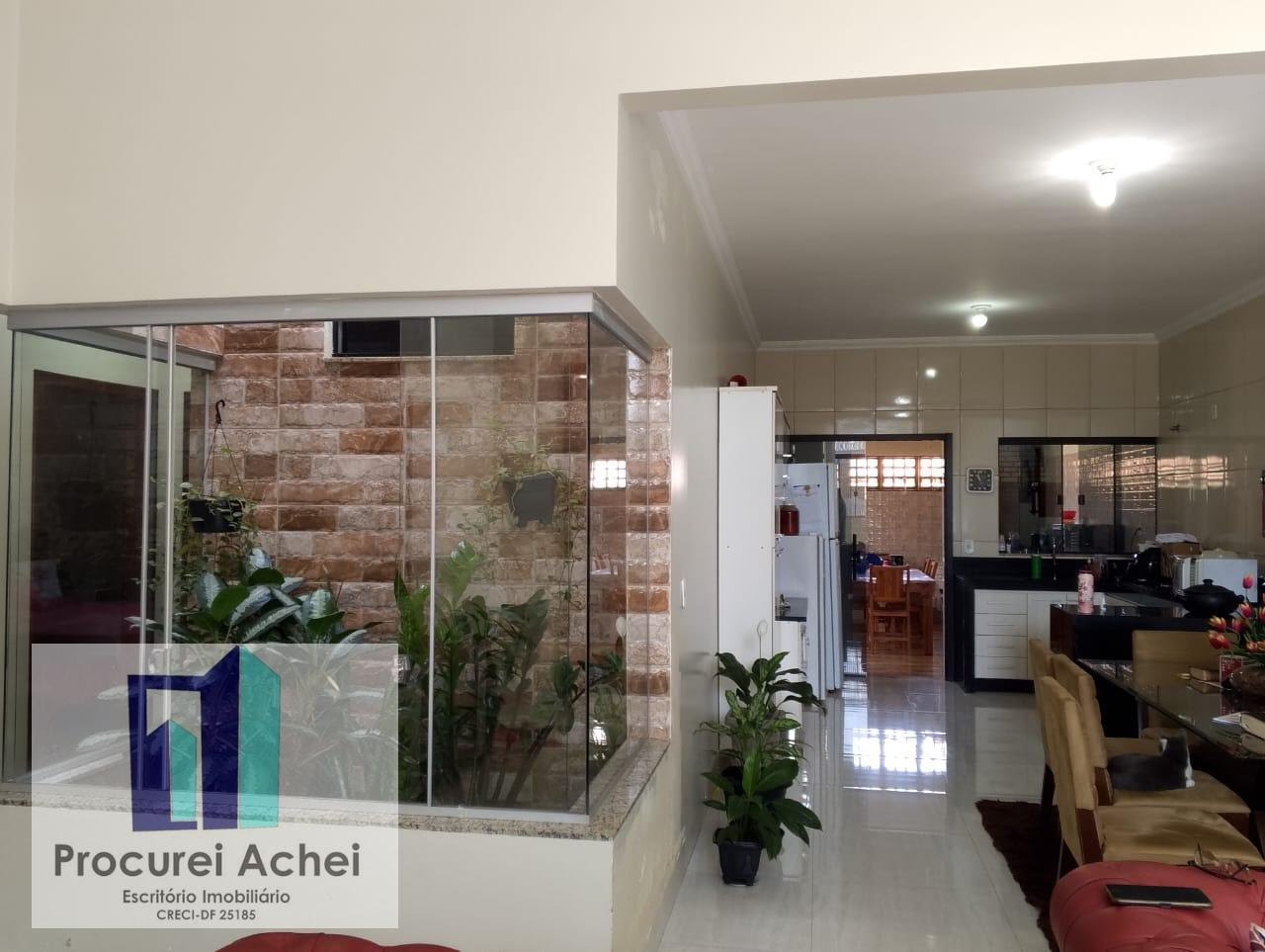 Casa à venda com 3 quartos, 1 suíte, 2 vagas e 200m² no Setor Residencial Leste (planaltina), Brasília (DF) — foto 5 de 17