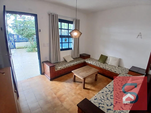 Casa de Condomínio em Palmeiras  -  Cabo Frio - LOCAÇÃO