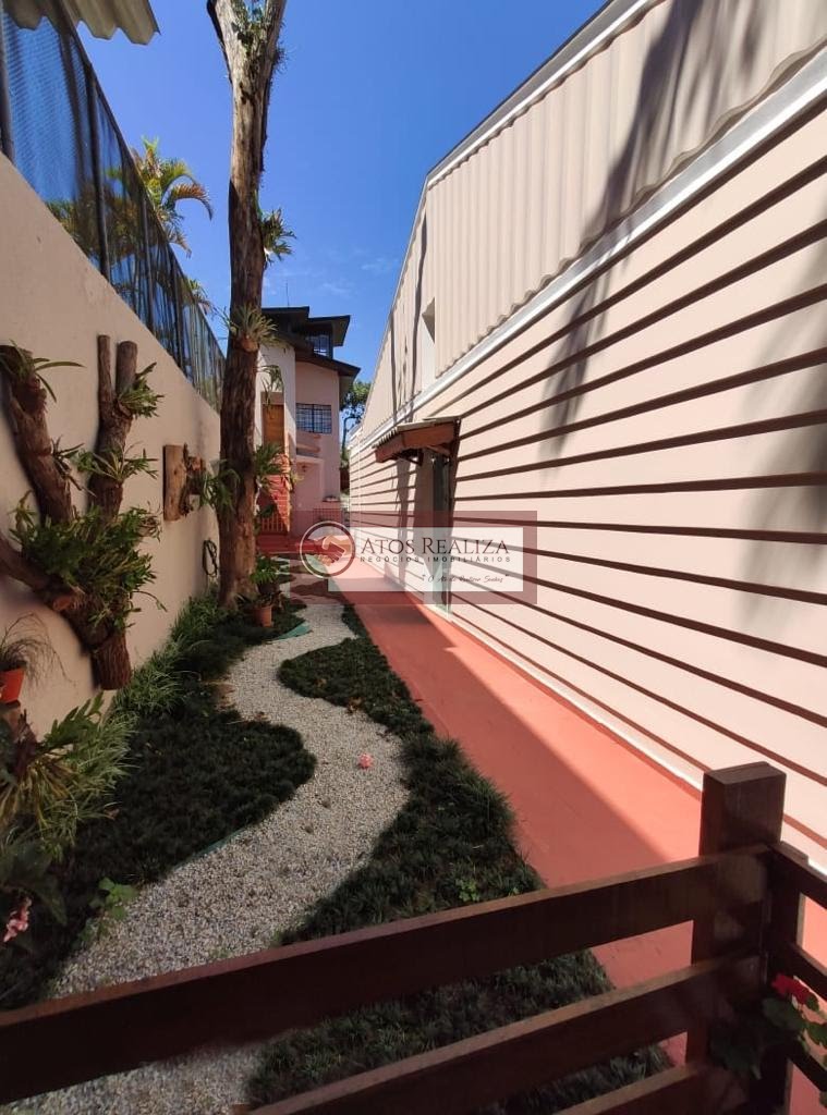 Casa à venda com 6 quartos, 3 suítes, 6 vagas e 400m² no Bolsão de Interlagos, São Paulo (SP) — foto 30 de 30