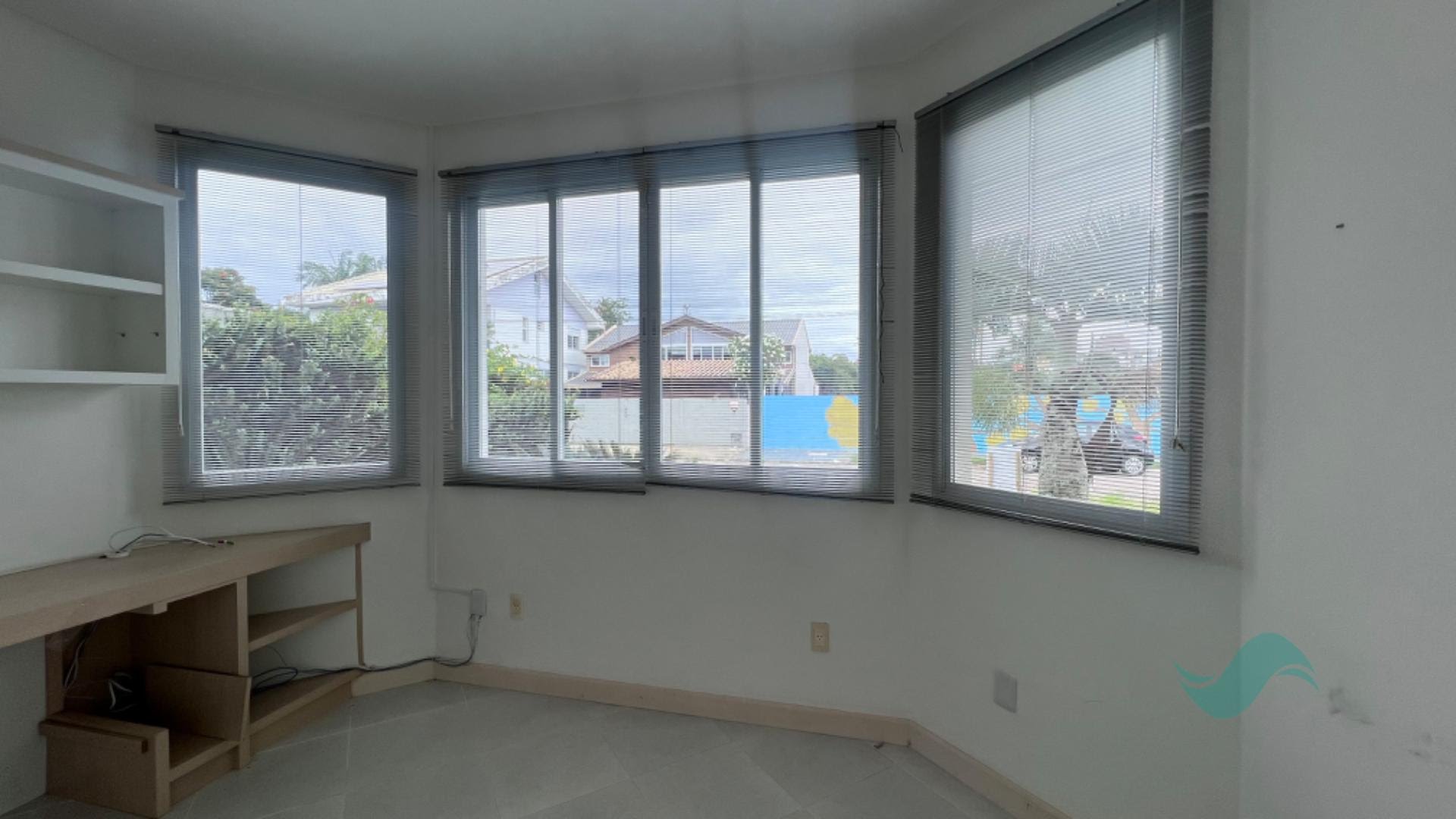 Casa à venda com 4 quartos, 3 suítes, 2 vagas e 286m² no Jurerê, Florianópolis (SC) — foto 23 de 23