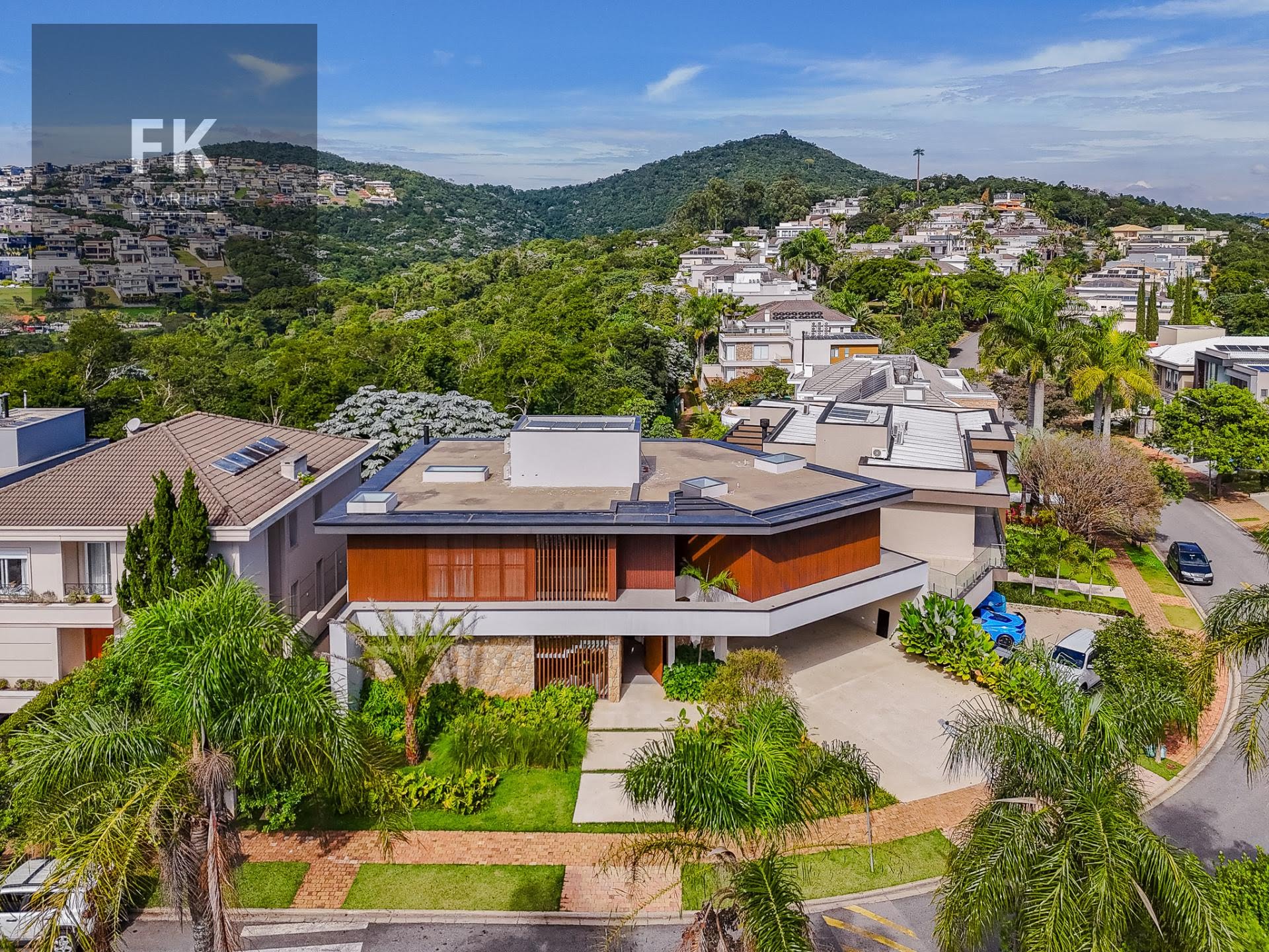 Casa à venda com 4 quartos, 4 suítes, 4 vagas e 500m² no Alphaville, Santana de Parnaíba (SP) — foto 29 de 30