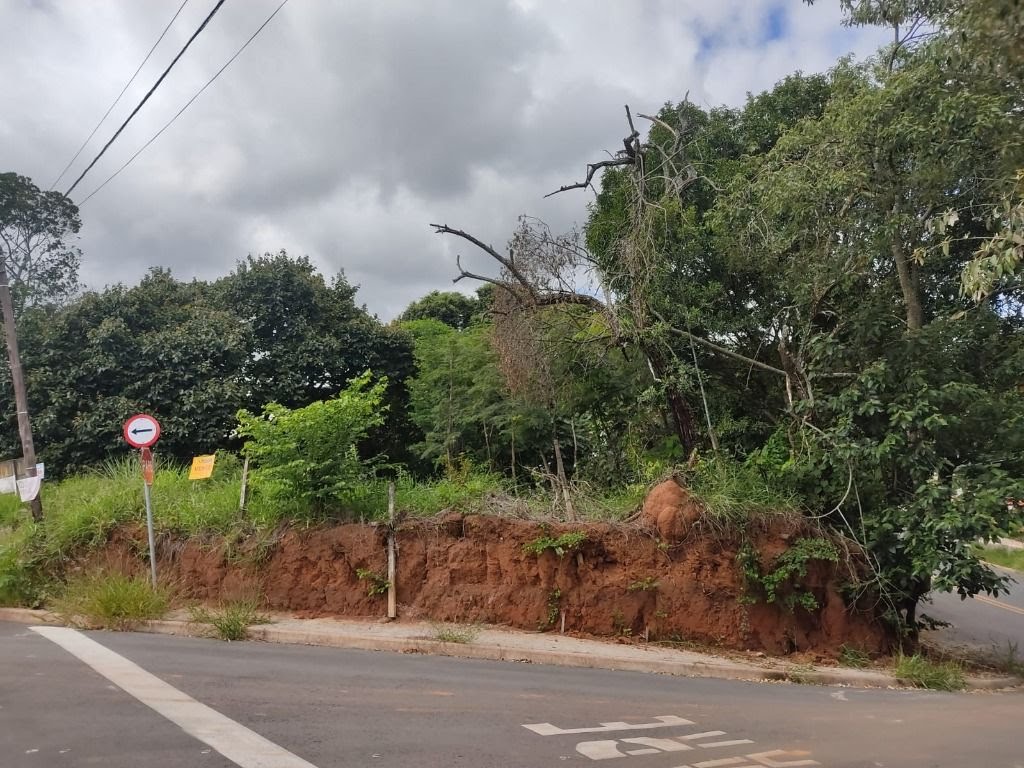 Terreno à venda com 705m² de terreno no Jardim Paulista, Atibaia (SP) — foto 4 de 6