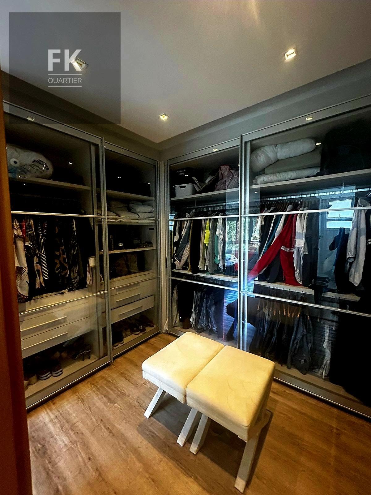 Apartamento à venda com 3 quartos, 3 suítes, 4 vagas e 224m² no Tamboré, Santana de Parnaíba (SP) — foto 12 de 21